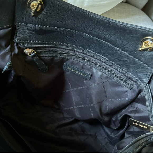 Michael Kors Jet Set Travel Large Saffiano Black Leather Chain Tote Shoulder Bag - Picture 7 of 13
